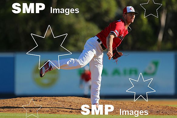 Josh Rawlinson of the Perth Heat  PHOTO: James Worsfold / SMP IMAGES / Baseball Australia | Action from the Australian Baseball League 2019/20 Round 2 clash between the Perth Heat v Canberra Cavalry played at Perth Harley-Davidson ballpark, Perth, We